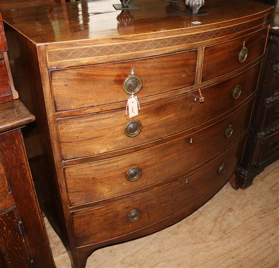 Regency mahogany bow-fronted chest of drawers